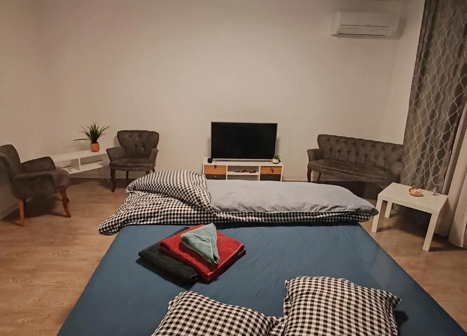 Corporate One Room Pipera Luxury Bukarest Lägenhet
